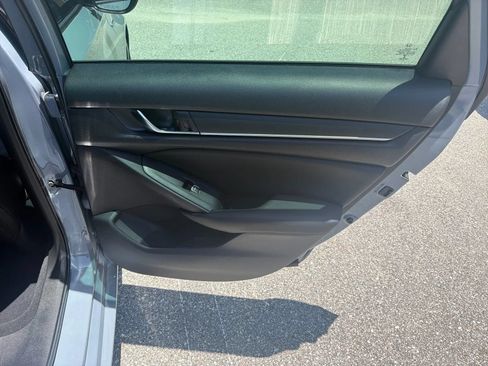 Used 2022 Honda Accord Sport image 18