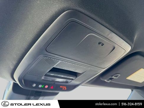 Used 2025 Chevrolet Traverse Z71 AWD/4WD image 41