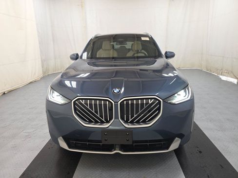 Used 2025 BMW X3 xDrive30i w/ Premium Package AWD/4WD image 2