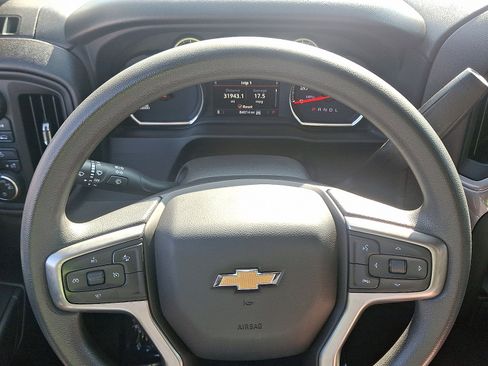 Used 2022 Chevrolet Silverado 1500 Custom w/ Safety Confidence Package image 18