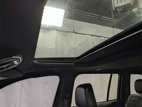 Used 2023 Jeep Grand Cherokee Altitude image 15