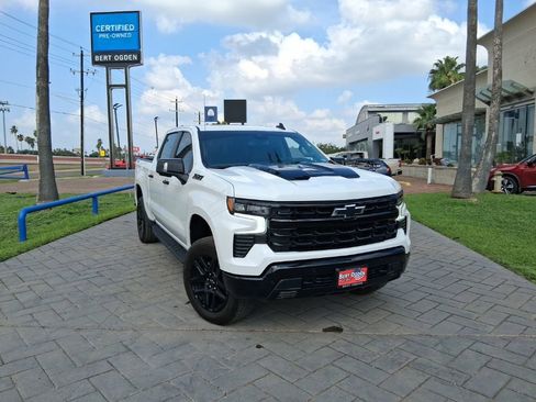 Used 2025 Chevrolet Silverado 1500 LT Trail Boss w/ LT Trail Boss Premium Package AWD/4WD image 1