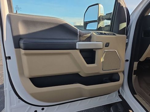 Used 2019 Ford F250 Lariat w/ Tow Technology Bundle AWD/4WD image 28