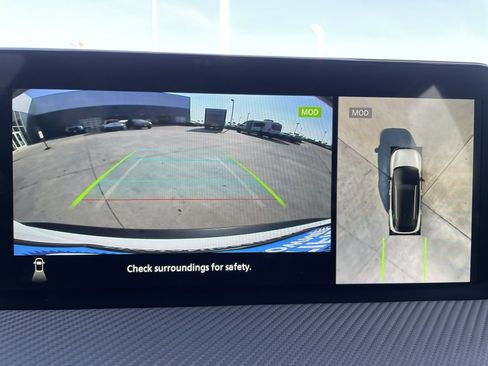 Certified 2025 Nissan Kicks SR image 8