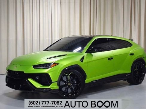 Used 2023 Lamborghini Urus Performante image 1