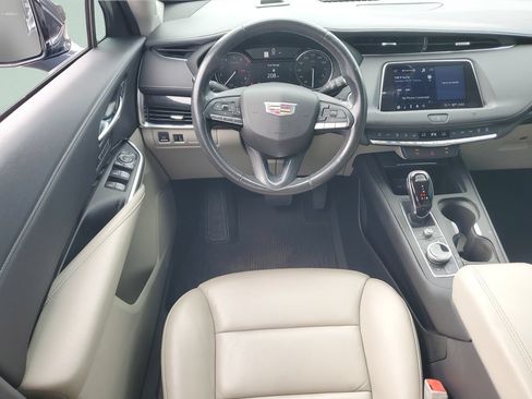 Used 2021 Cadillac XT4 Premium Luxury w/ Driver Awareness Package FWD image 13