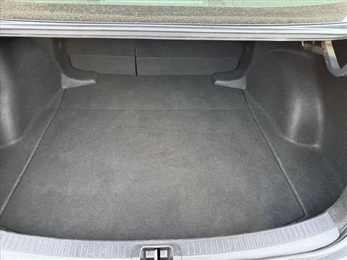 Used 2023 Toyota Corolla LE image 8