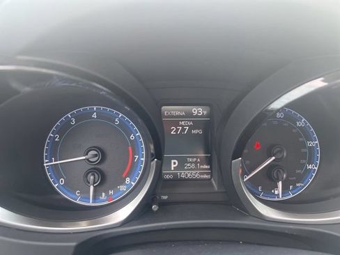 Used 2015 Toyota Corolla S Premium FWD image 9