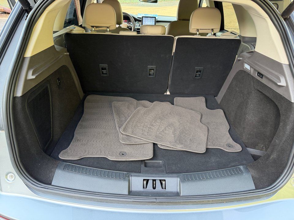 Used 2022 Lincoln Corsair FWD w/ Premium Package image 19
