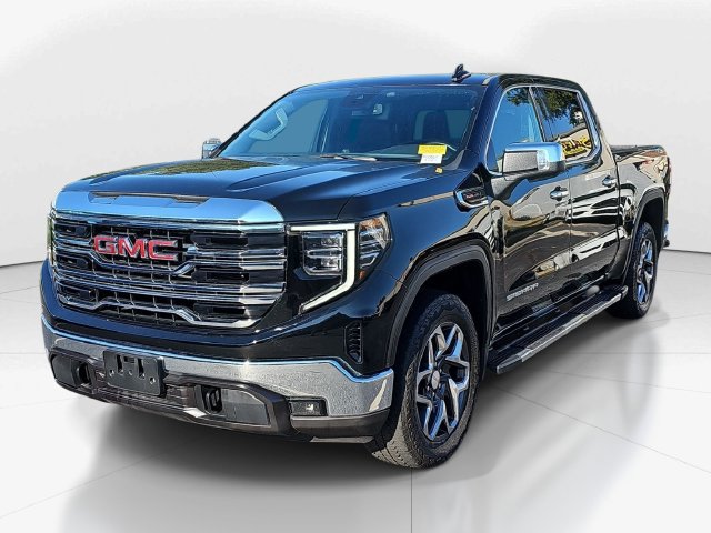 Used 2023 GMC Sierra 1500 SLT w/ SLT Premium Package AWD/4WD image 7