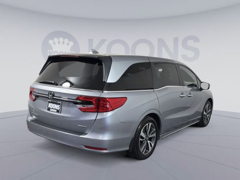 Used 2024 Honda Odyssey Touring image 5