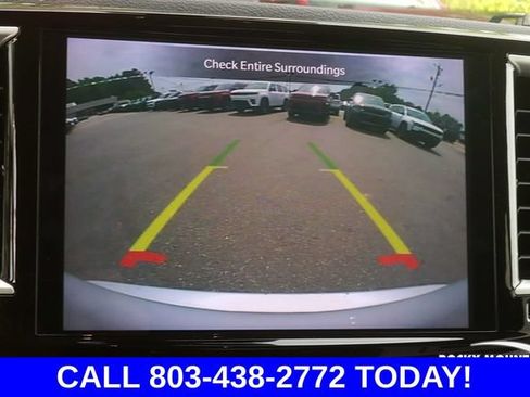 Used 2024 Chrysler Pacifica Touring-L FWD image 27