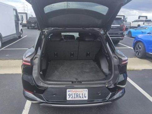 Used 2025 Chevrolet Equinox EV LT w/ Convenience Package FWD image 7