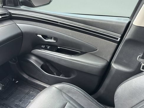 Used 2022 Hyundai Tucson SEL w/ Convenience + Premium Package FWD image 16