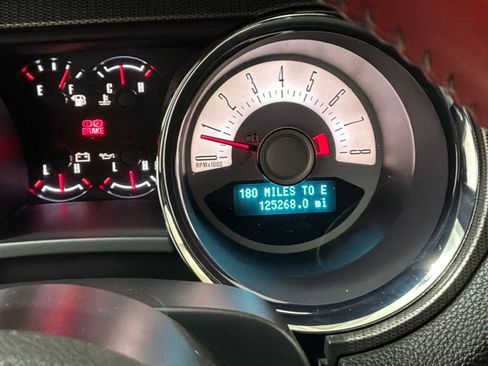 Used 2011 Ford Mustang GT Premium w/ Electronics Pkg image 11