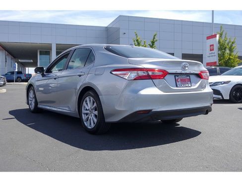 Certified 2019 Toyota Camry LE w/ Convenience Package FWD image 6