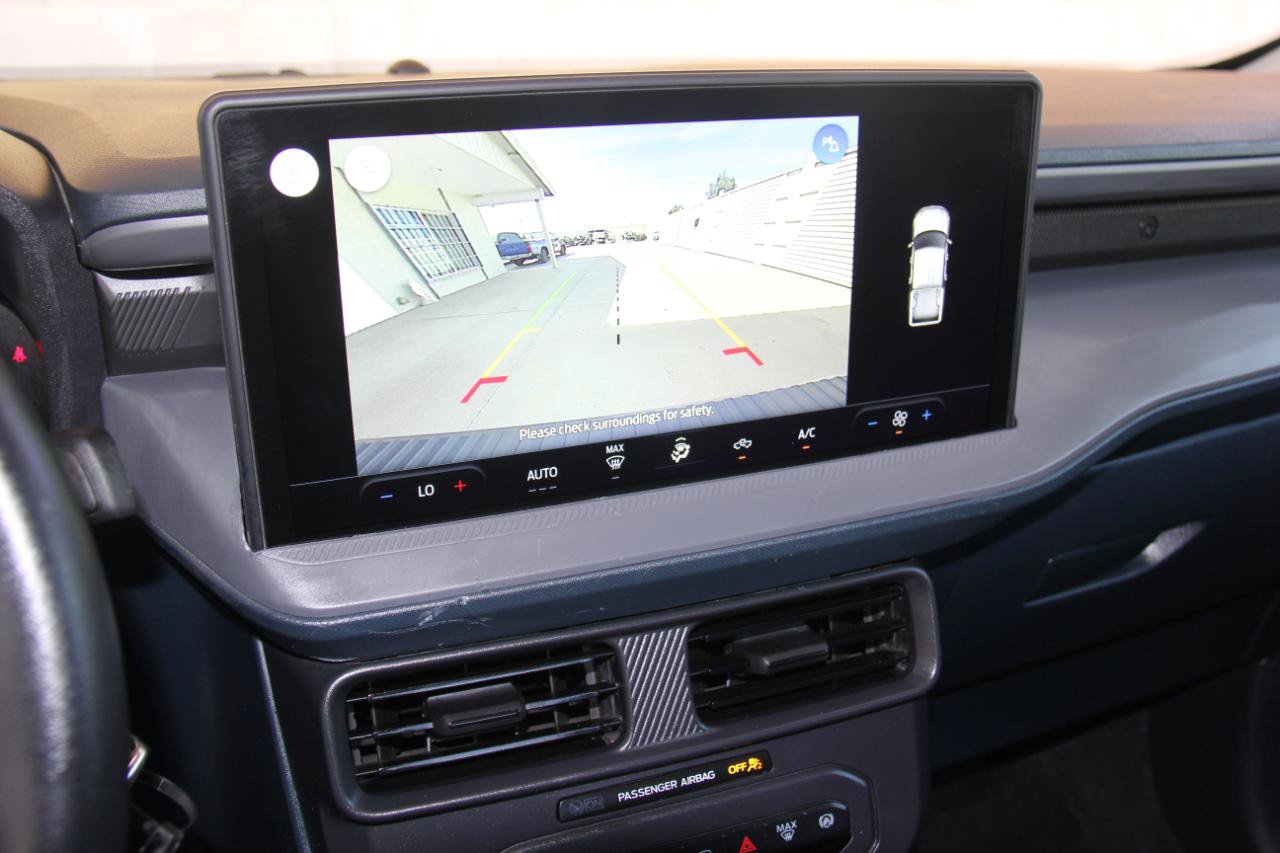 Used 2025 Ford Maverick XL w/ Equipment Group 102A AWD/4WD image 16