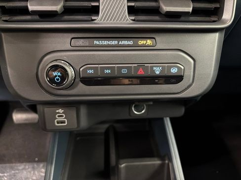 New 2026 Ford Maverick XL w/ Equipment Group 101A AWD/4WD image 14