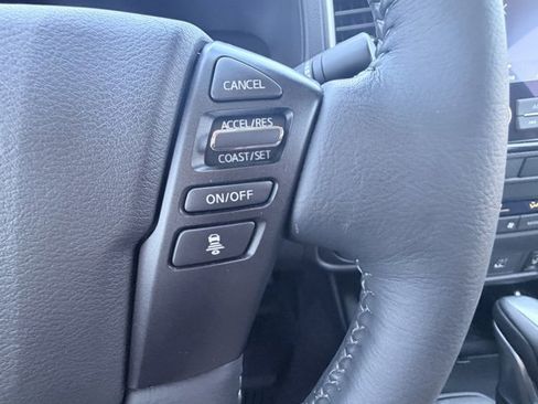 Certified 2023 Nissan Frontier SV w/ SV Convenience Package image 11