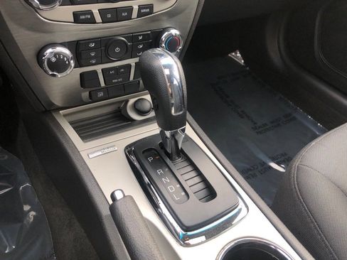 Used 2012 Ford Fusion SE image 24