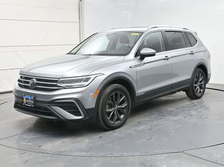 Used 2024 Volkswagen Tiguan SE video 1