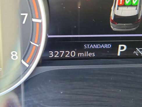 Used 2025 Nissan Rogue SV FWD image 22