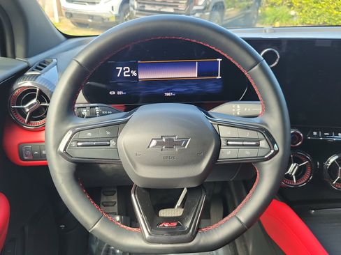Used 2024 Chevrolet Blazer EV RS AWD/4WD image 18