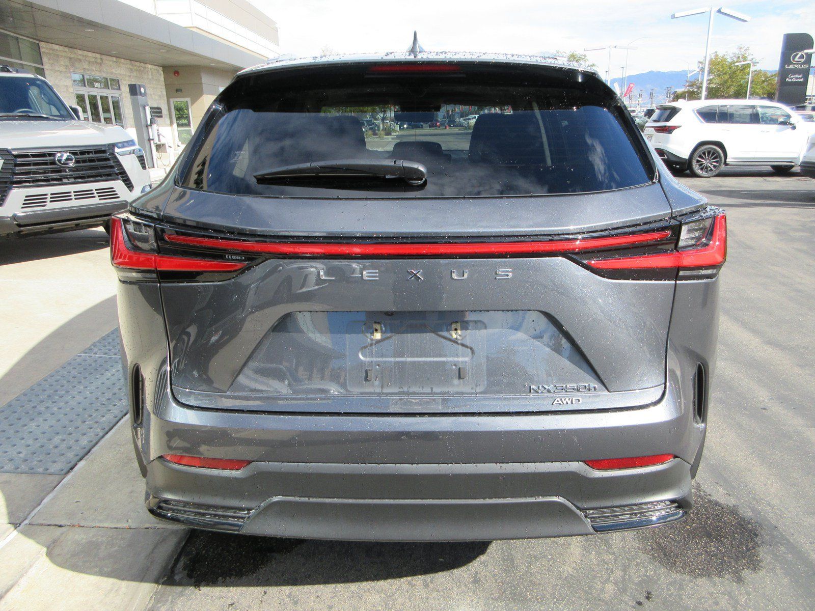 Used 2025 Lexus NX 350h AWD w/ Accessory Package (2T) image 7