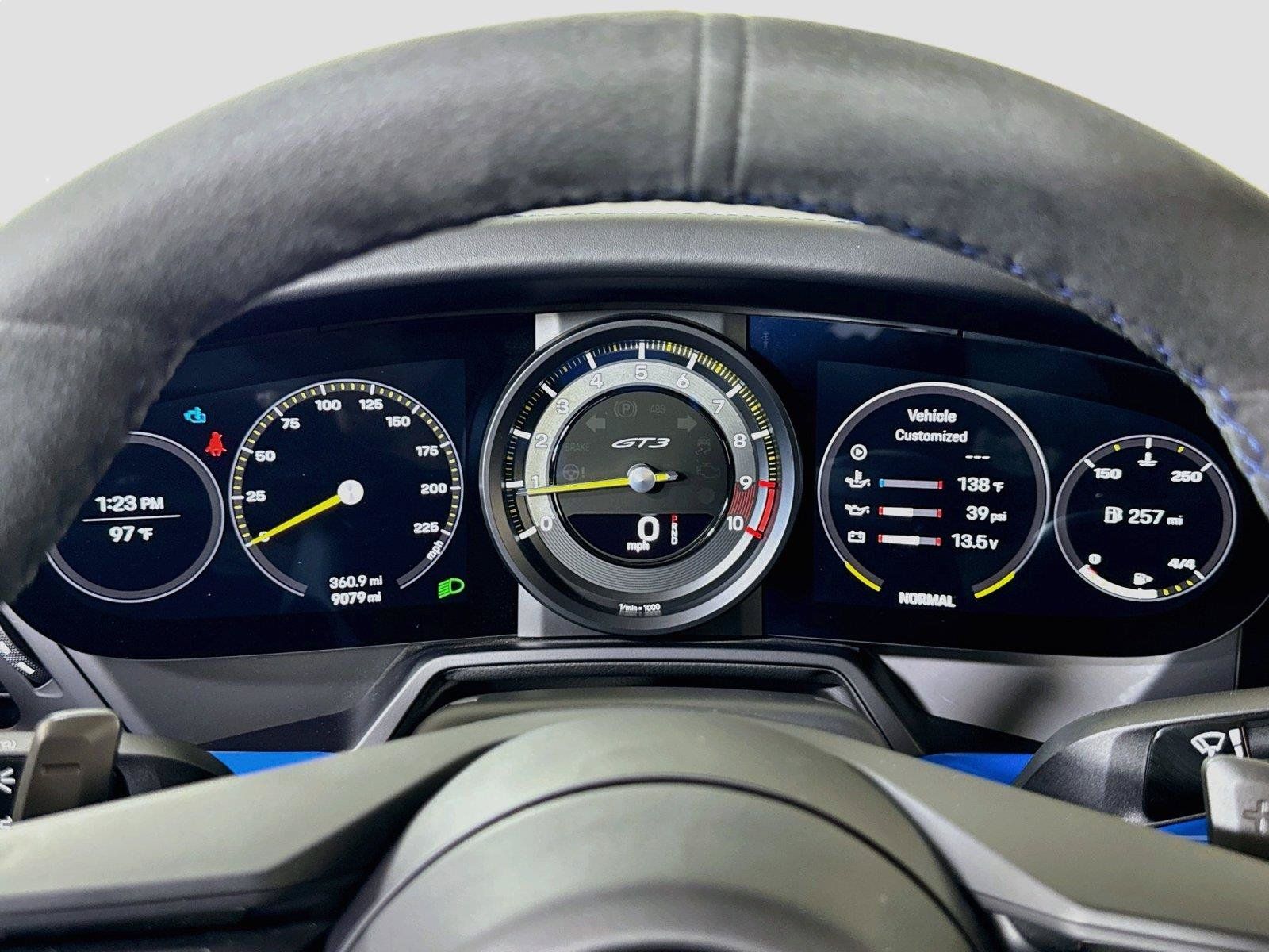 Used 2022 Porsche 911 GT3 RWD image 16