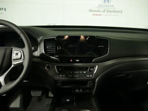 New 2026 Honda Ridgeline RTL image 13