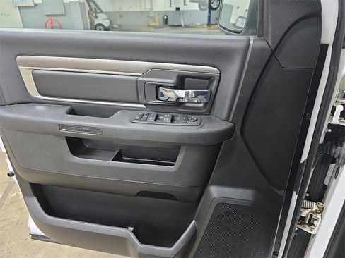 Used 2021 RAM 1500 Classic Warlock image 28
