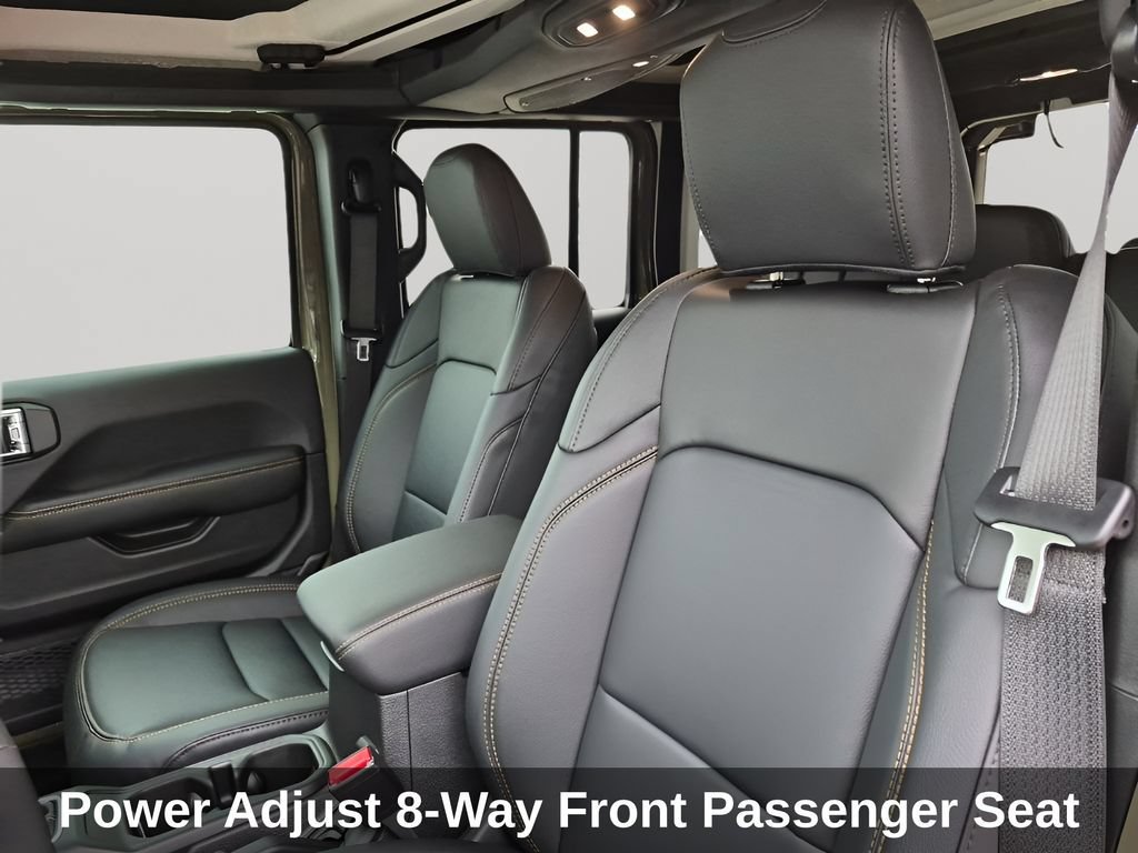 New 2026 Jeep Wrangler Unlimited Sahara AWD/4WD image 30