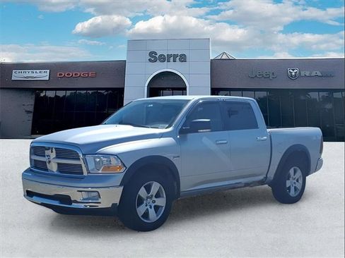 Used 2011 RAM 1500 Big Horn image 3