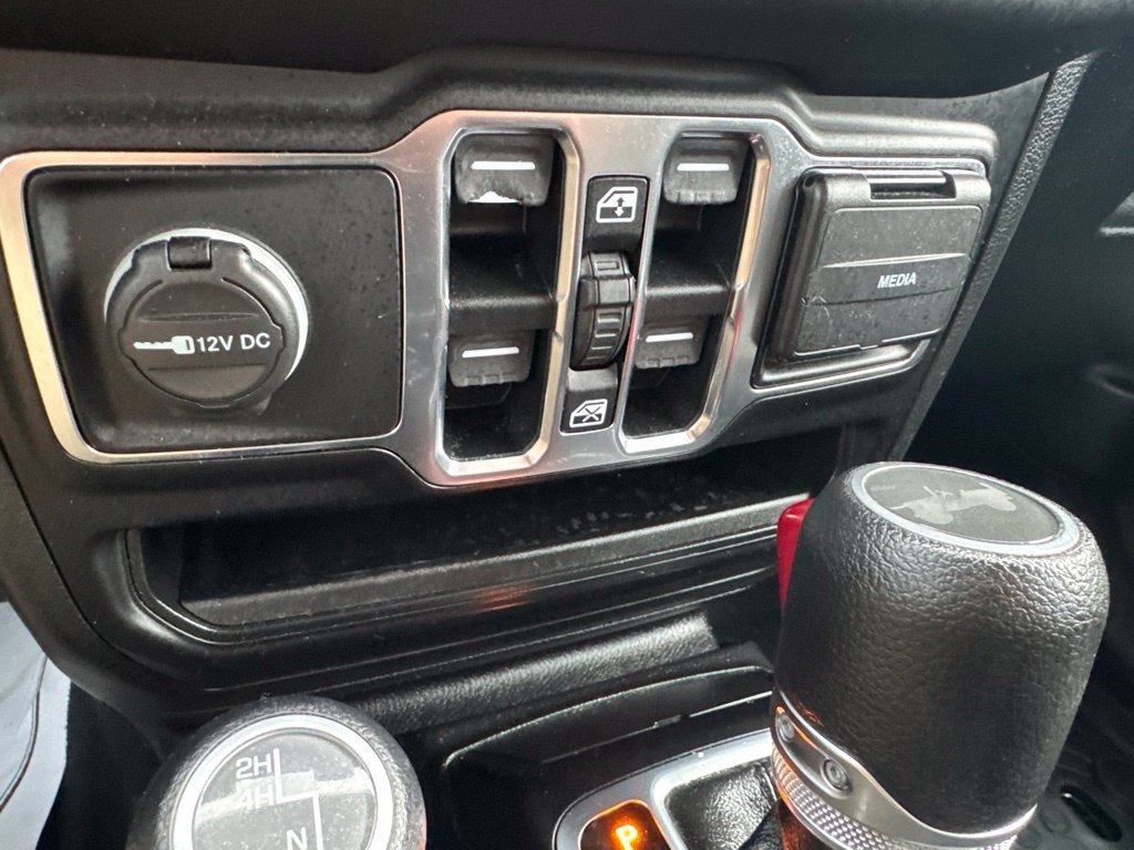 Used 2020 Jeep Wrangler Unlimited Sport AWD/4WD image 23