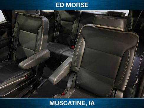 Used 2024 Chevrolet Tahoe Premier AWD/4WD image 13