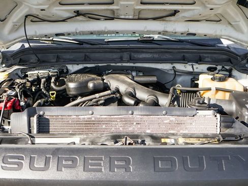 Used 2012 Ford F550 2WD Regular Cab Super Duty w/ PWR Equipment Group image 15