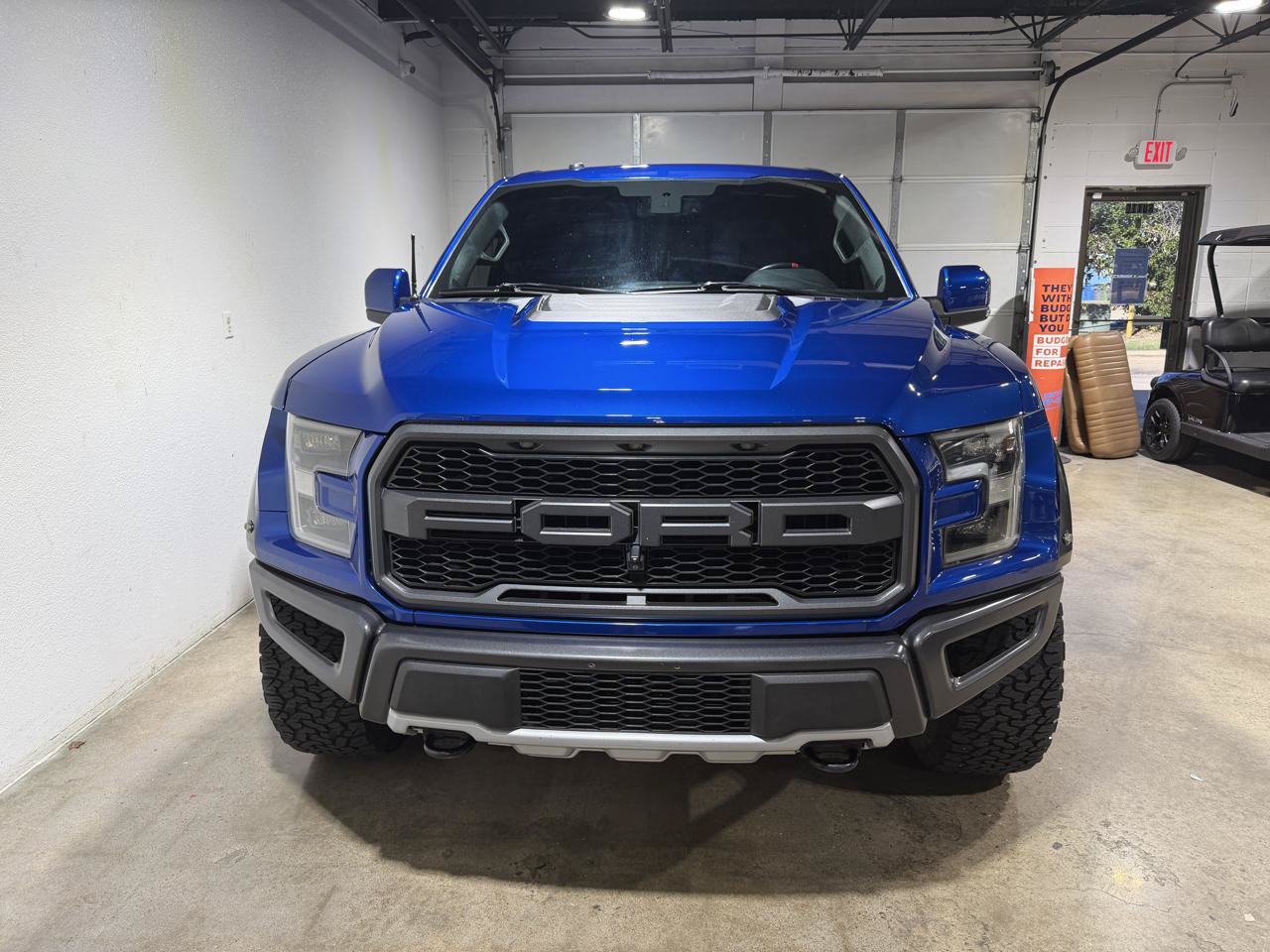 Used 2018 Ford F150 Raptor w/ Equipment Group 802A Luxury AWD/4WD image 4