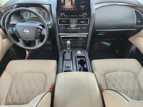Used 2022 Nissan Armada Platinum w/ Captain's Chairs Package RWD image 27