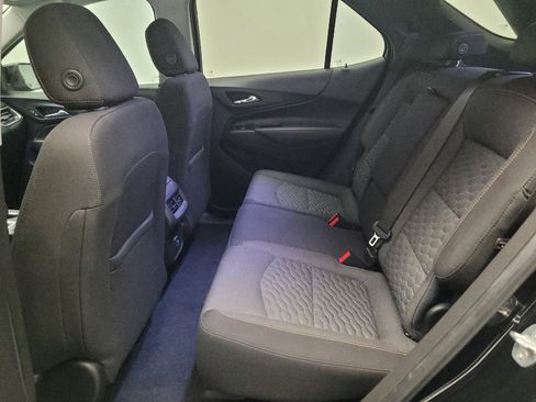 Used 2020 Chevrolet Equinox LT FWD image 18