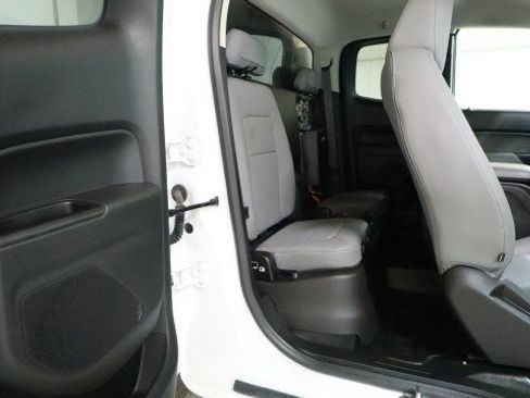 Used 2021 Chevrolet Colorado W/T w/ WT Convenience Package image 11