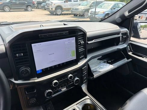 Used 2024 Ford F150 Lariat AWD/4WD image 41