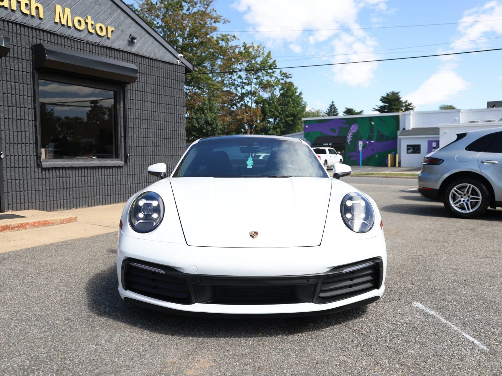 Used 2020 Porsche 911 Carrera RWD image 2