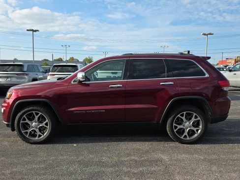 Used 2019 Jeep Grand Cherokee Limited AWD/4WD image 2