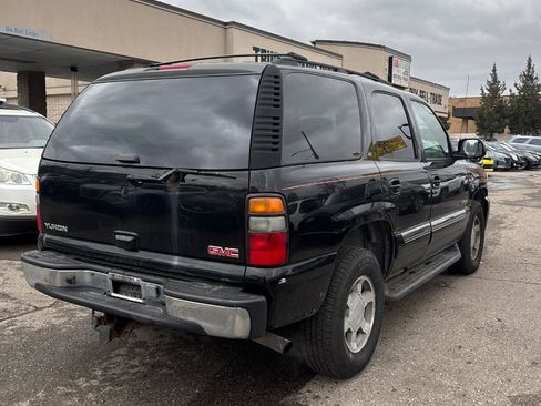Used 2005 GMC Yukon SLT w/ SLT Preferred Equipment Group image 11