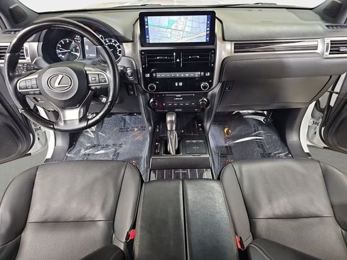 Certified 2023 Lexus GX 460 Premium w/ Premium Plus Package AWD/4WD image 9