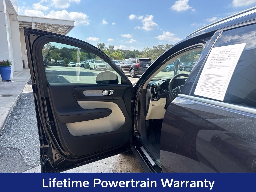Certified 2024 Volvo XC40 B5 Plus w/ Protection Package Premier AWD/4WD image 22