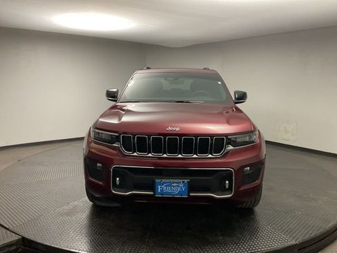 Used 2023 Jeep Grand Cherokee Overland image 2