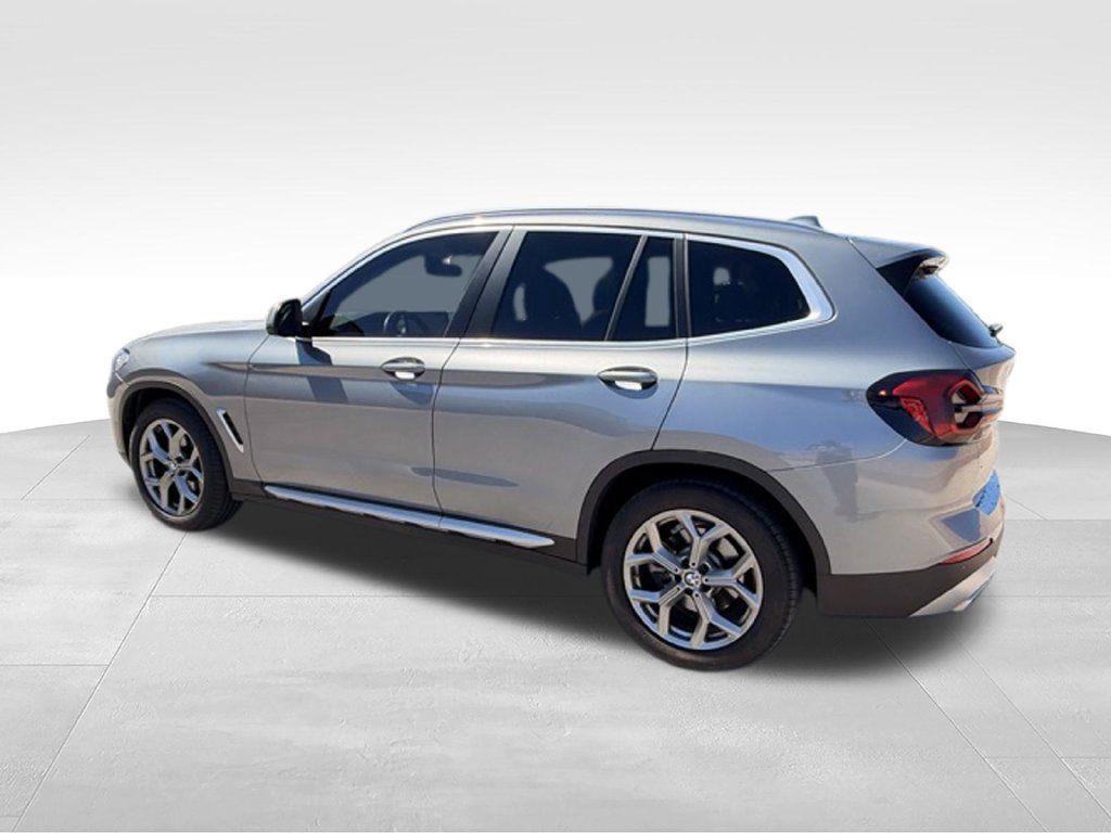 Used 2023 BMW X3 sDrive30i w/ Premium Package RWD image 9