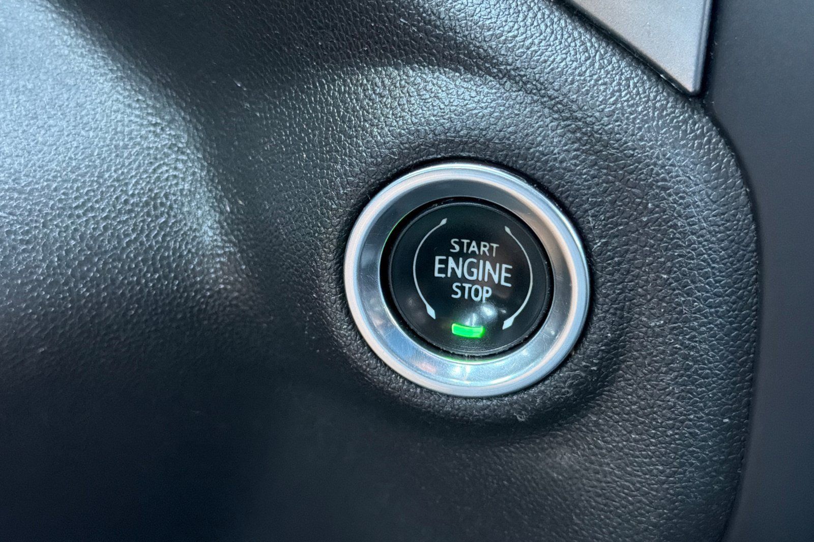 Used 2019 Chevrolet Silverado 1500 RST w/ All-Star Edition AWD/4WD image 18