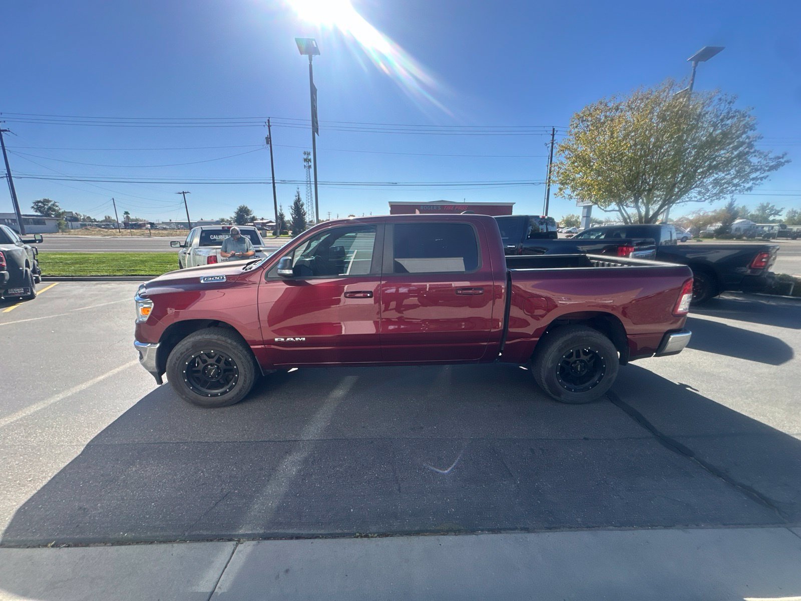 Used 2021 RAM 1500 Big Horn AWD/4WD image 2